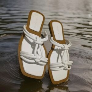 Azalea Wang Stetson white casual leather slides.
